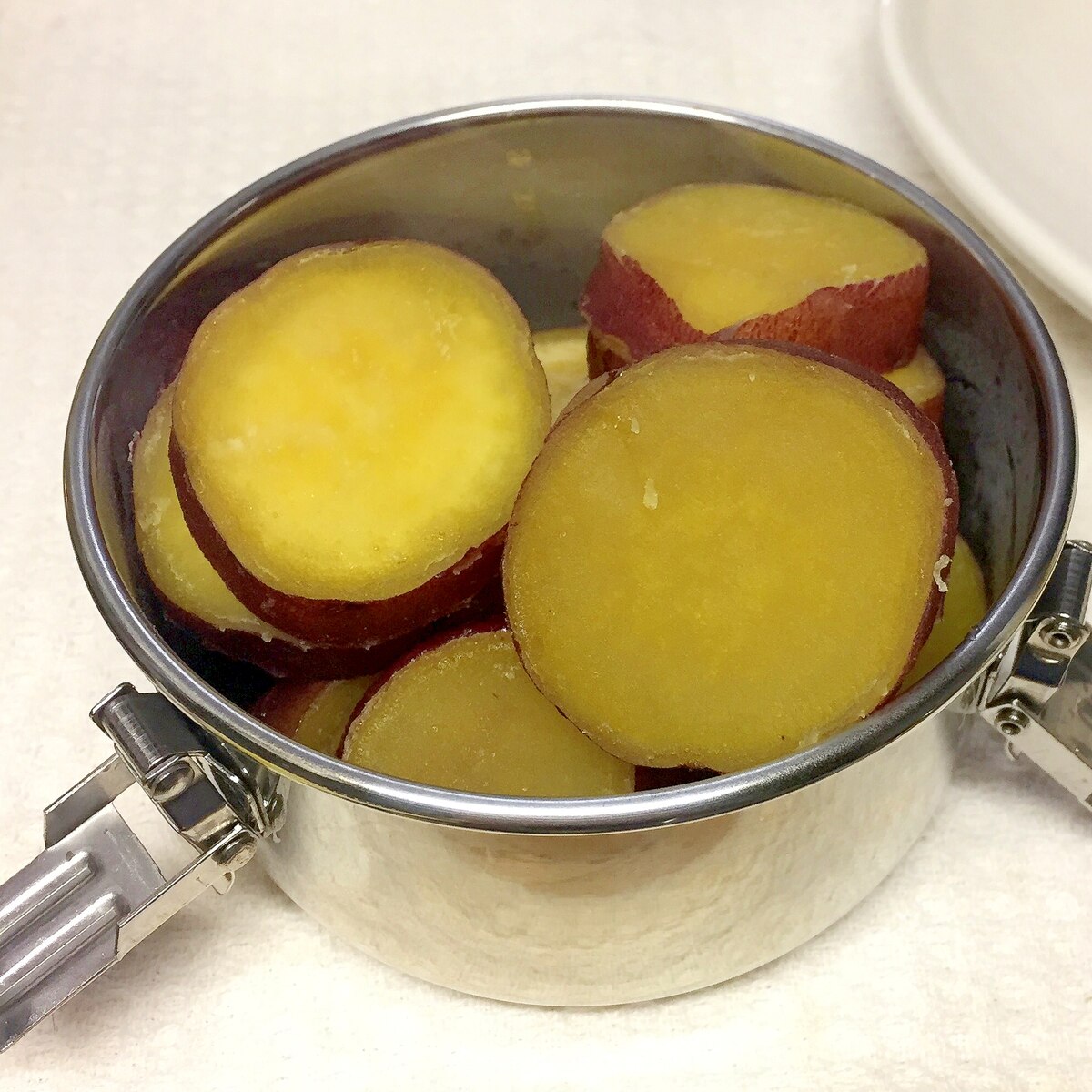 お弁当のおかず さつまいもの煮物 レシピ 作り方 By まかろん 楽天レシピ お弁当のおかず さつまいもの煮物 レシピ 作り方 By まかろん 楽天レシピ